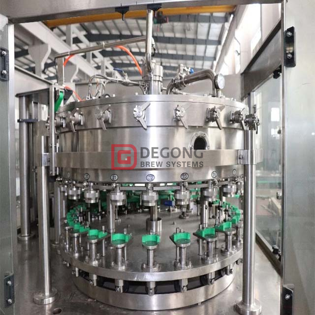 Линия по производству газированных безалкогольных напитков автоматическая машина для производства консервного пива