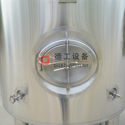 5BBL 10BBL 15BBL 20BBL ремесло Яркая пивная цистерна для созревания пива с курткой Популярна в Южной Америке